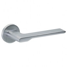 Juego Manivelas con Roseta 247 R8 Special Cromo Satinado