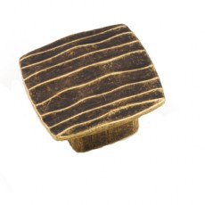 Pomo Cuadrado Rough 6150 42x42 mm Bronce Cepillado