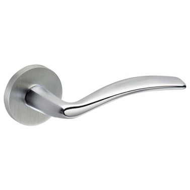 Juego Manivela con Roseta 807 R8 Soft Cromo Brillo Cromo Satinado