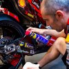 Mantenimiento y limpieza - WD-40 Aceite Lubricante Multiusos Doble Acción 500 ml